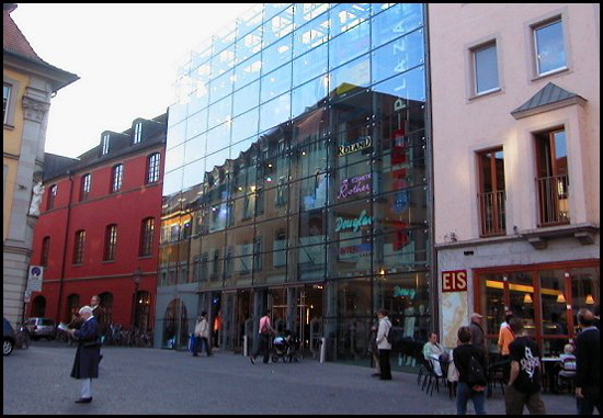 16q