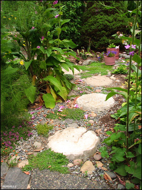 69GardenPathsPinkPOts